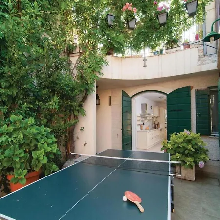 Angelina بيت للعطل Mirce