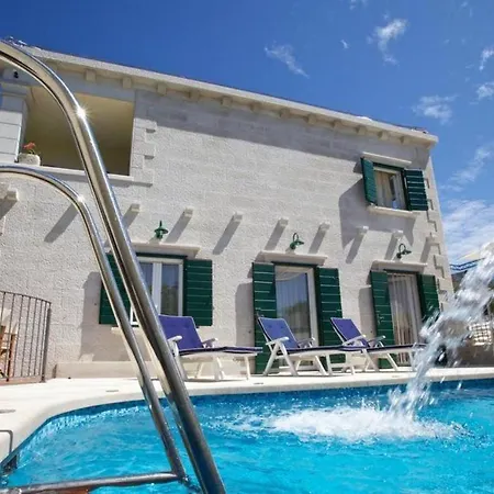 Ferienhaus Angelina *